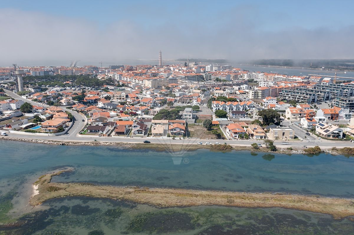 Gafanha - Aveiro, 4 Bedrooms Bedrooms, 0 ,2 BathroomsBathrooms,Villa,For Sale,0,1104