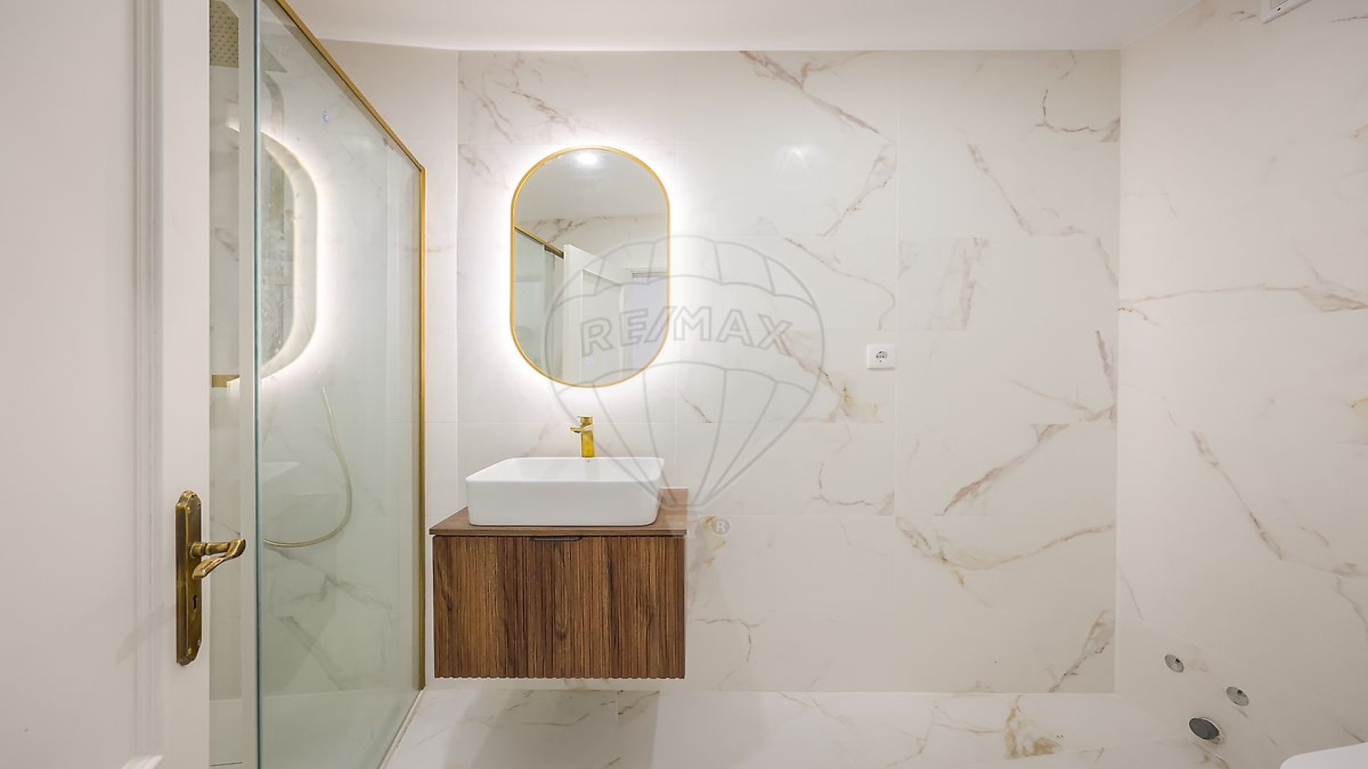 Aveiro, 2 Bedrooms Bedrooms, 0 ,1 BathroomBathrooms,Apartment,For Sale,0,1109