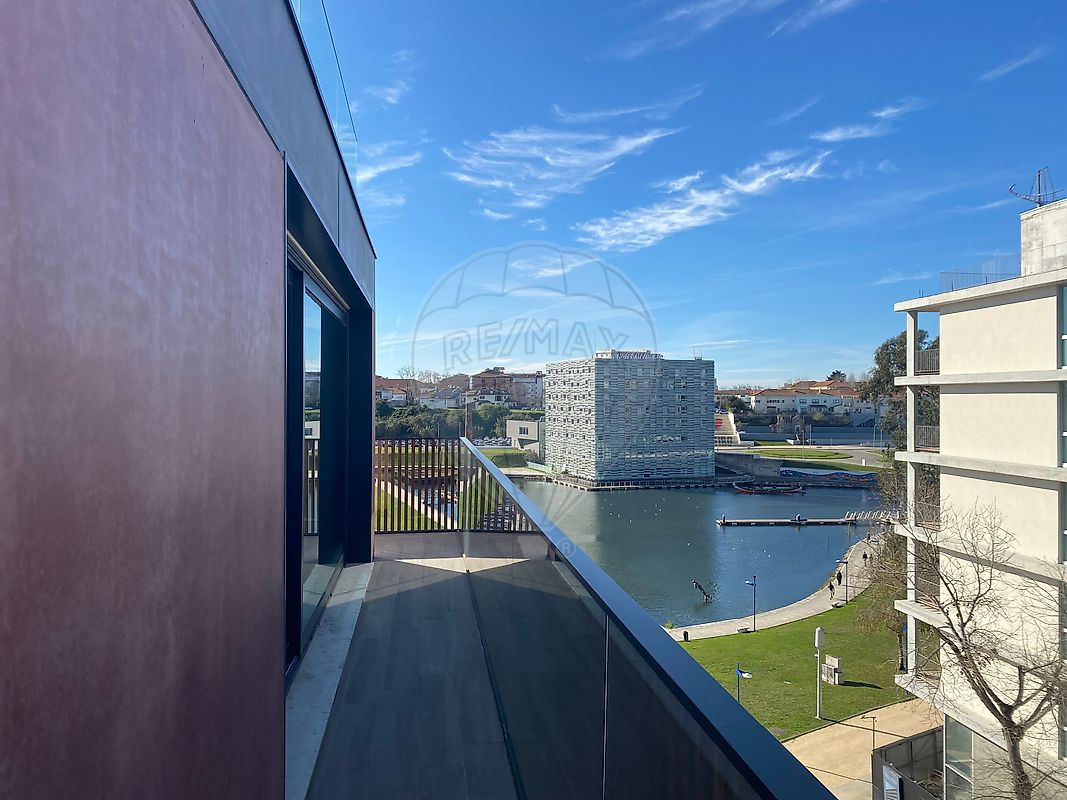 Aveiro, 4 Bedrooms Bedrooms, 0 ,5 BathroomsBathrooms,Apartment,For Sale,0,1114