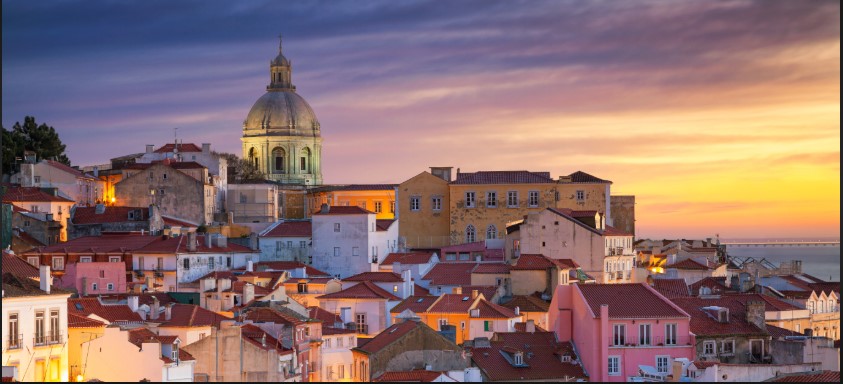 Lisbon, 0 , 137 Rooms Rooms,0,Office,For Sale,0,1171