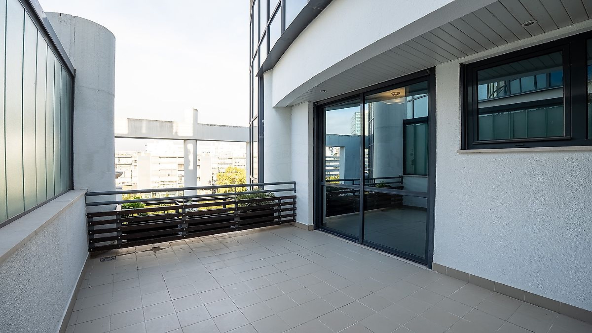 Parque das Nacoes - Lisboa, 3 Bedrooms Bedrooms, 0 ,3 BathroomsBathrooms,Apartment,For Sale,0,1183