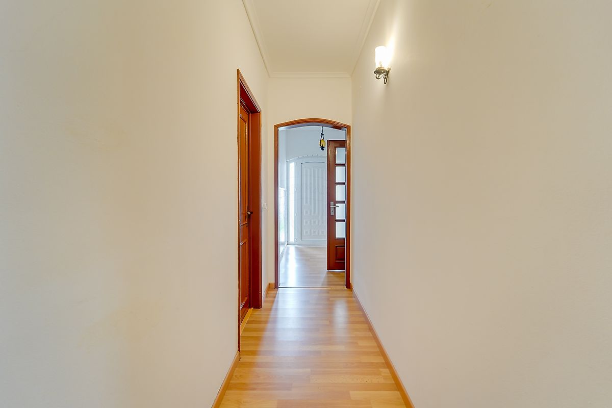 Aveiro, 5 Bedrooms Bedrooms, 0 ,3 BathroomsBathrooms,Villa,For Sale,0,1190