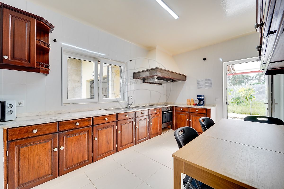 Aveiro, 5 Bedrooms Bedrooms, 0 ,3 BathroomsBathrooms,Villa,For Sale,0,1190