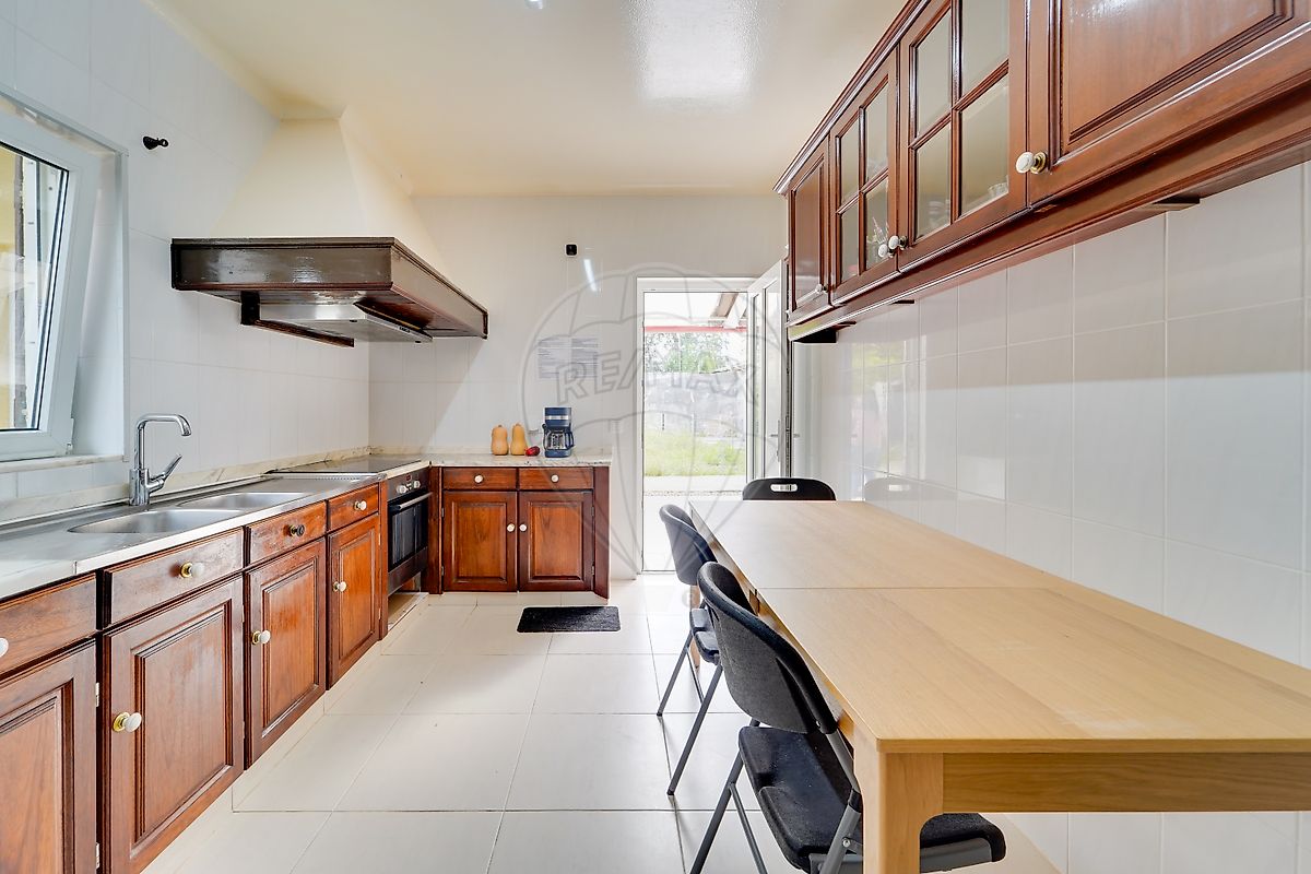 Aveiro, 5 Bedrooms Bedrooms, 0 ,3 BathroomsBathrooms,Villa,For Sale,0,1190