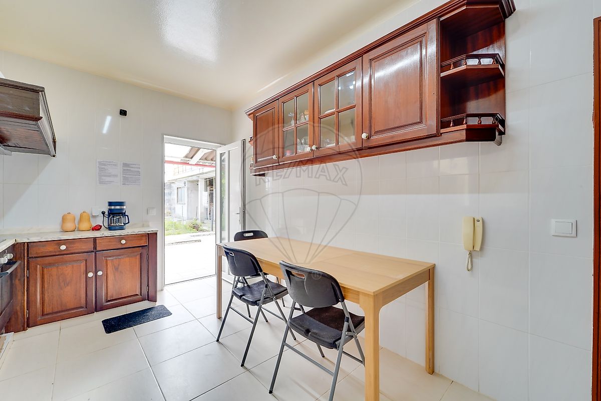 Aveiro, 5 Bedrooms Bedrooms, 0 ,3 BathroomsBathrooms,Villa,For Sale,0,1190