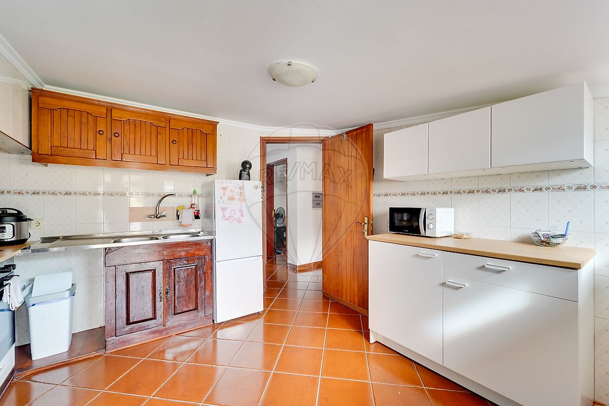 Aveiro, 5 Bedrooms Bedrooms, 0 ,3 BathroomsBathrooms,Villa,For Sale,0,1190