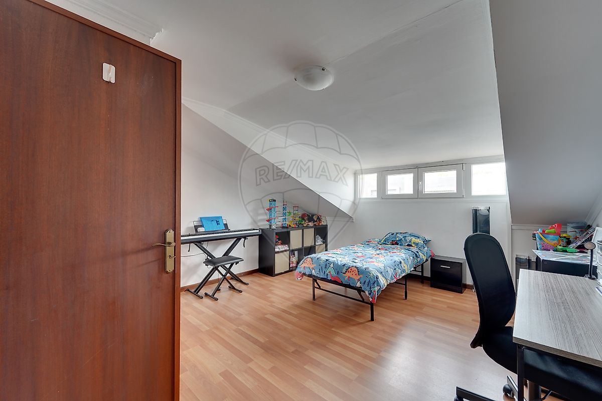 Aveiro, 5 Bedrooms Bedrooms, 0 ,3 BathroomsBathrooms,Villa,For Sale,0,1190