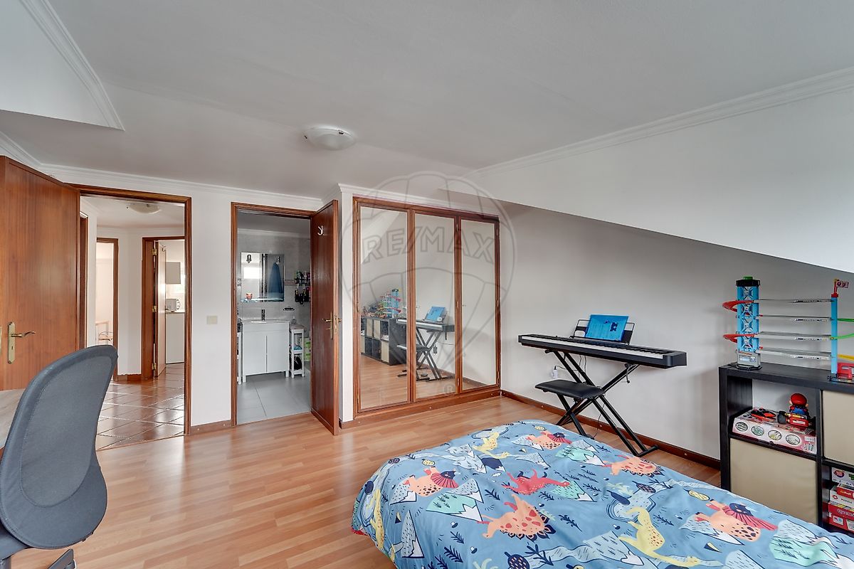 Aveiro, 5 Bedrooms Bedrooms, 0 ,3 BathroomsBathrooms,Villa,For Sale,0,1190