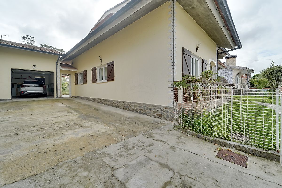 Aveiro, 5 Bedrooms Bedrooms, 0 ,3 BathroomsBathrooms,Villa,For Sale,0,1190