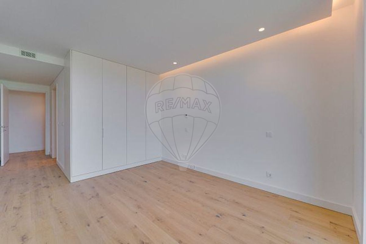 Canidelo - Porto, 3 Bedrooms Bedrooms, 0 ,4 BathroomsBathrooms,Apartment,For Sale,0,1198