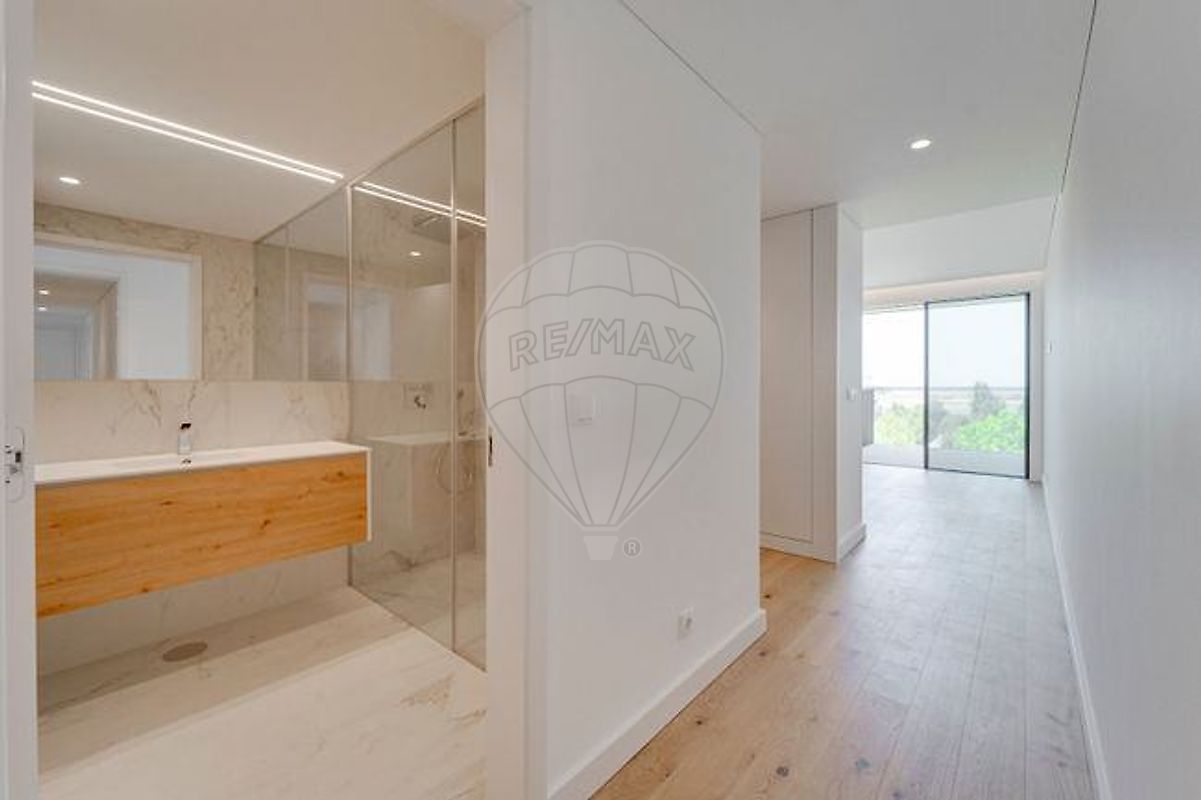 Canidelo - Porto, 3 Bedrooms Bedrooms, 0 ,4 BathroomsBathrooms,Apartment,For Sale,0,1198