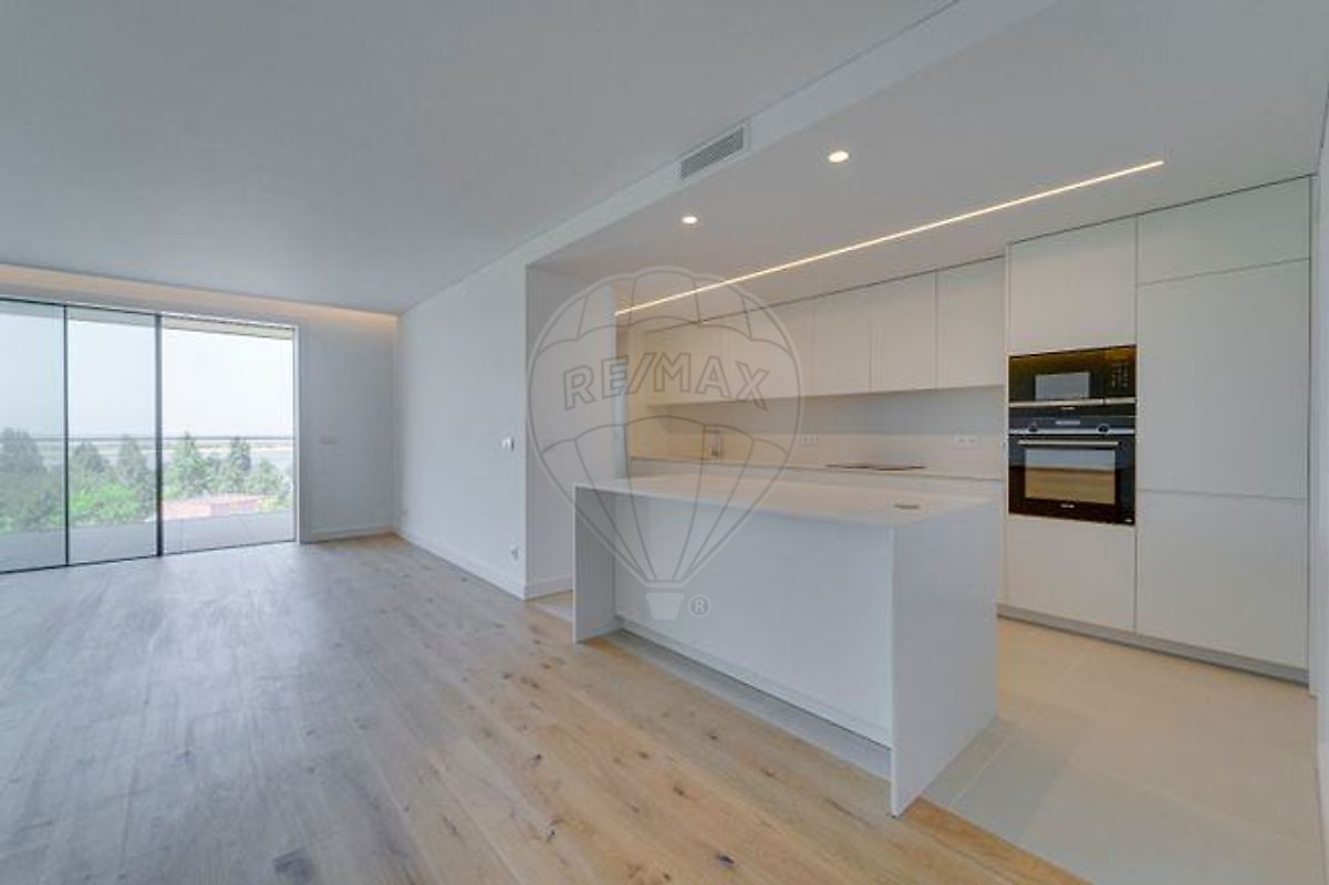 Canidelo - Porto, 3 Bedrooms Bedrooms, 0 ,4 BathroomsBathrooms,Apartment,For Sale,0,1198