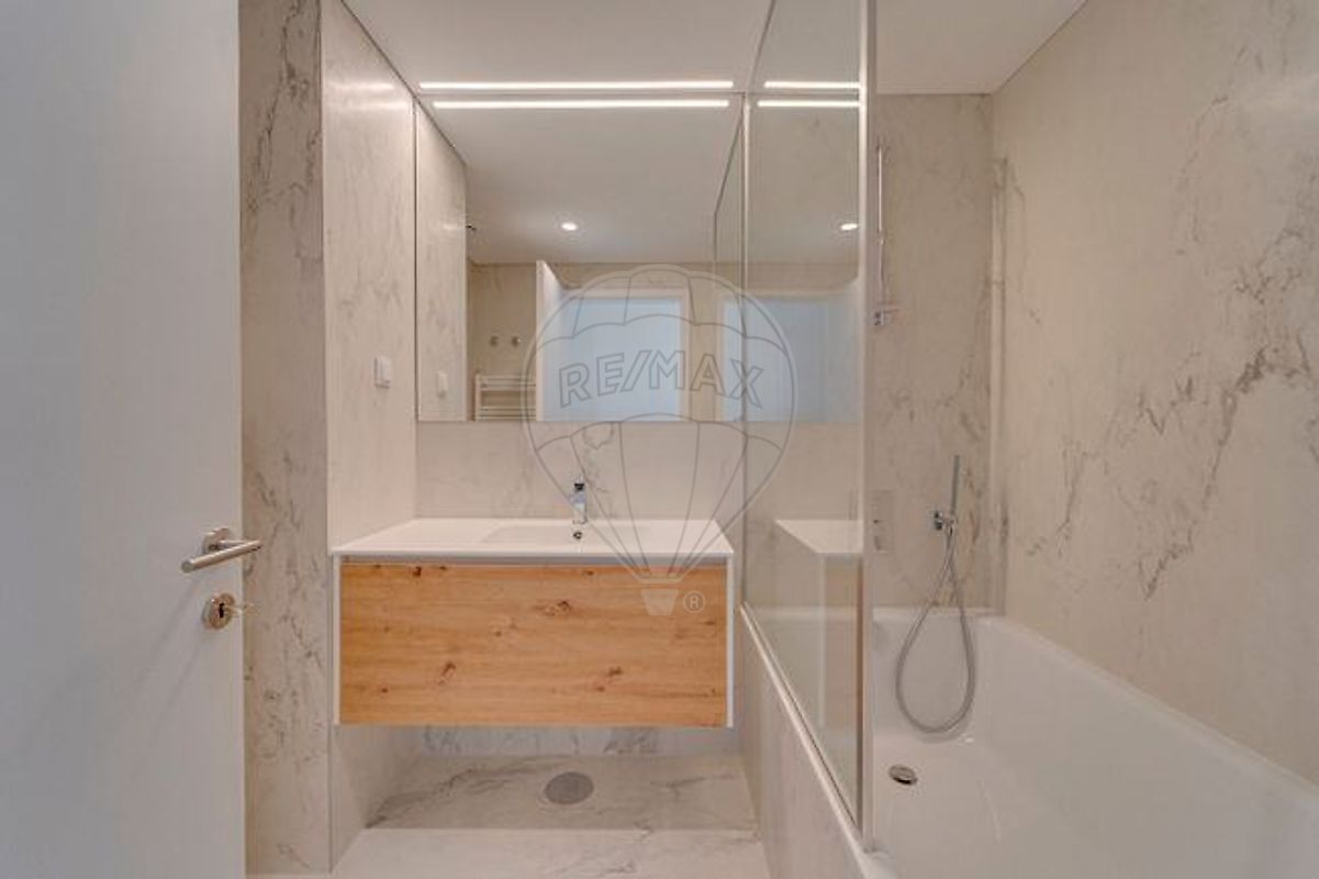 Canidelo - Porto, 3 Bedrooms Bedrooms, 0 ,4 BathroomsBathrooms,Apartment,For Sale,0,1198