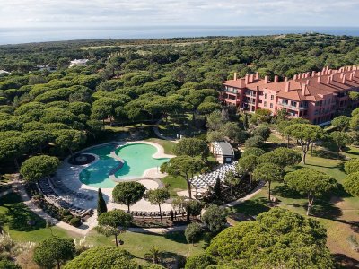 Cascais, 3 Bedrooms Bedrooms, 0 ,5 BathroomsBathrooms,Apartment,For Sale,0,1200