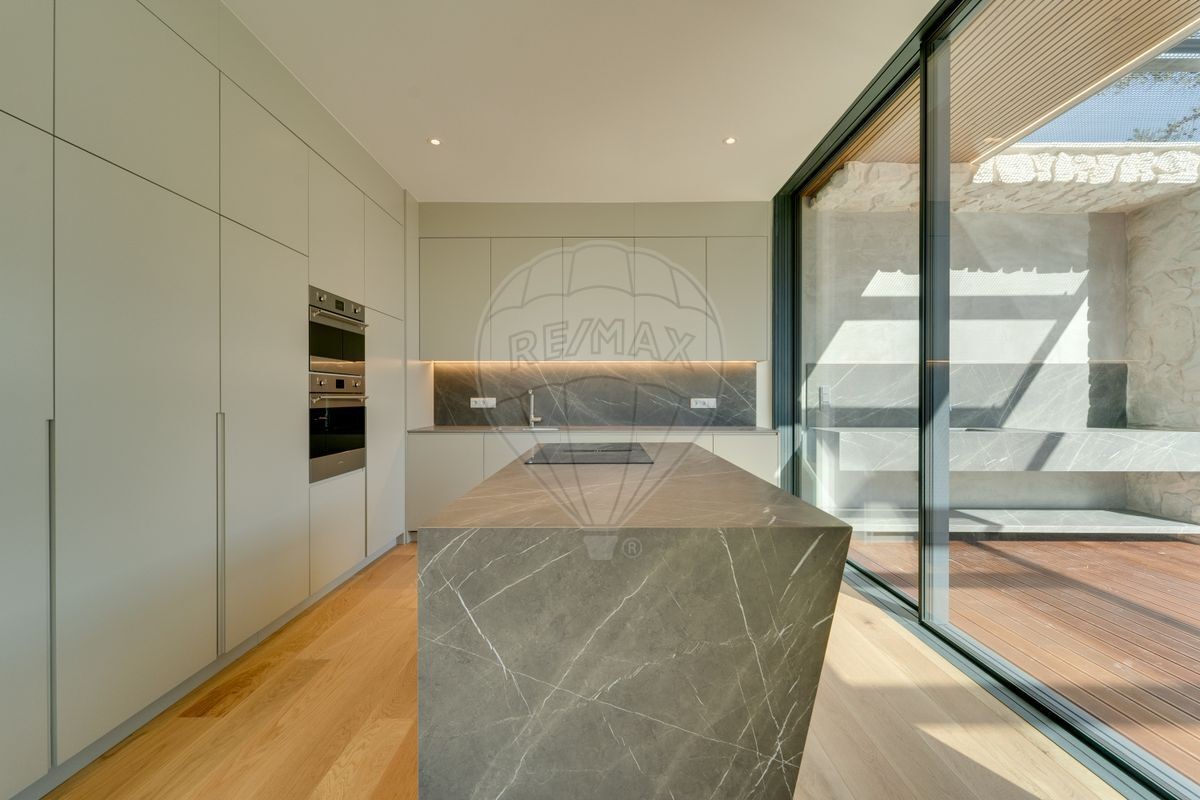 Cascsais, 4 Bedrooms Bedrooms, 0 ,6 BathroomsBathrooms,Apartment,For Sale,0,1204