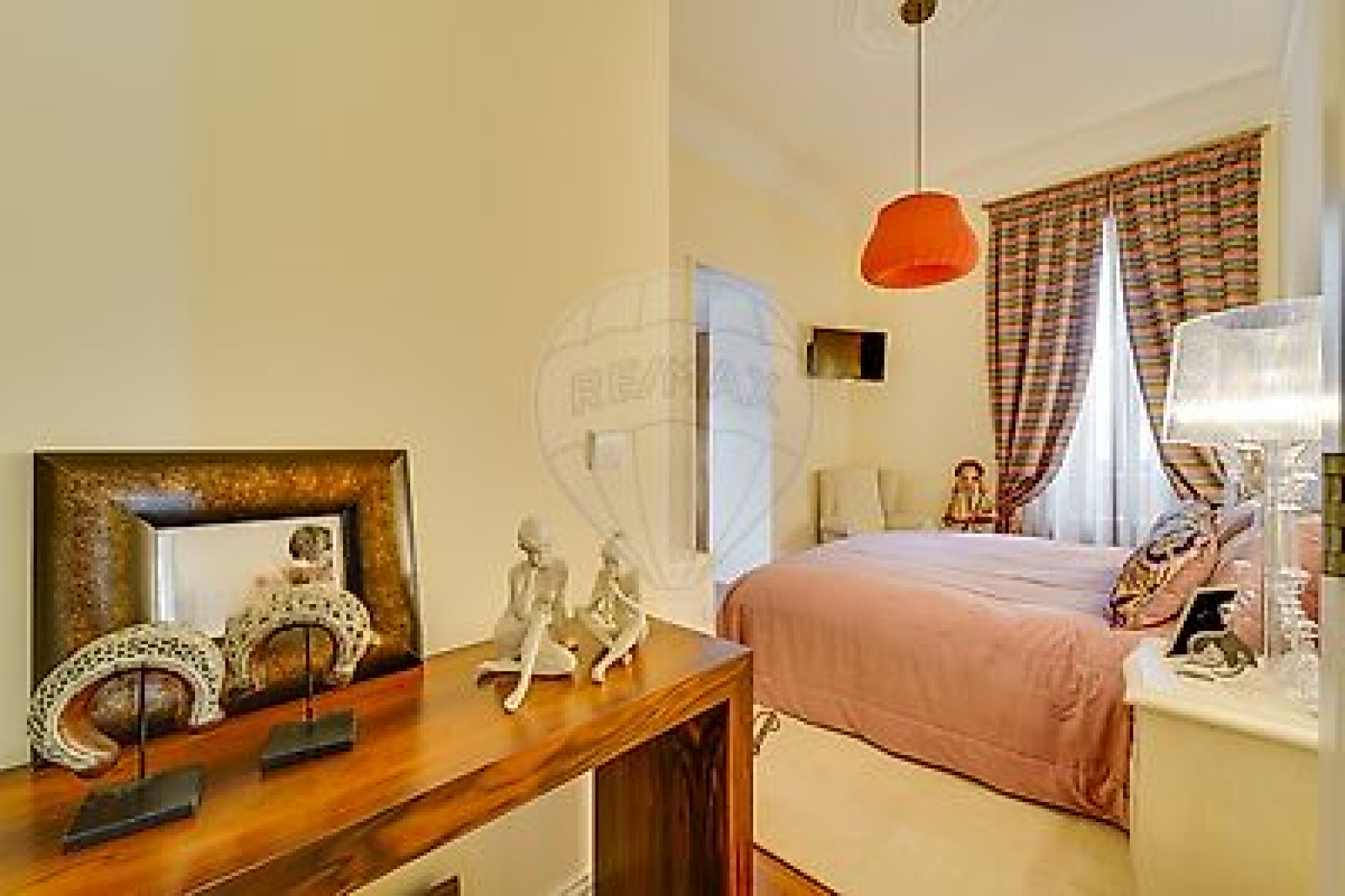 Lisbon, 4 Bedrooms Bedrooms, 0 ,4 BathroomsBathrooms,Villa,For Sale,0,1022