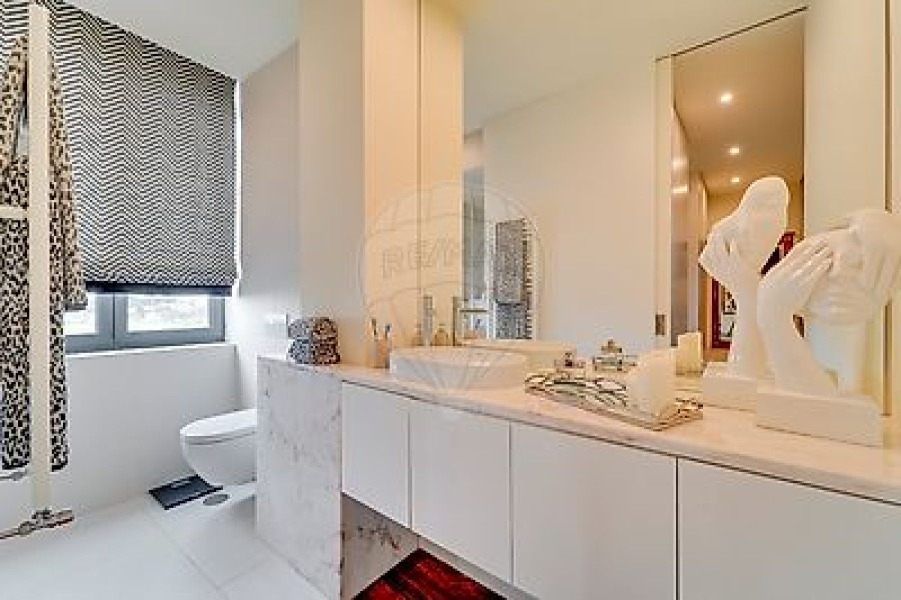 Lisbon, 4 Bedrooms Bedrooms, 0 ,4 BathroomsBathrooms,Villa,For Sale,0,1022