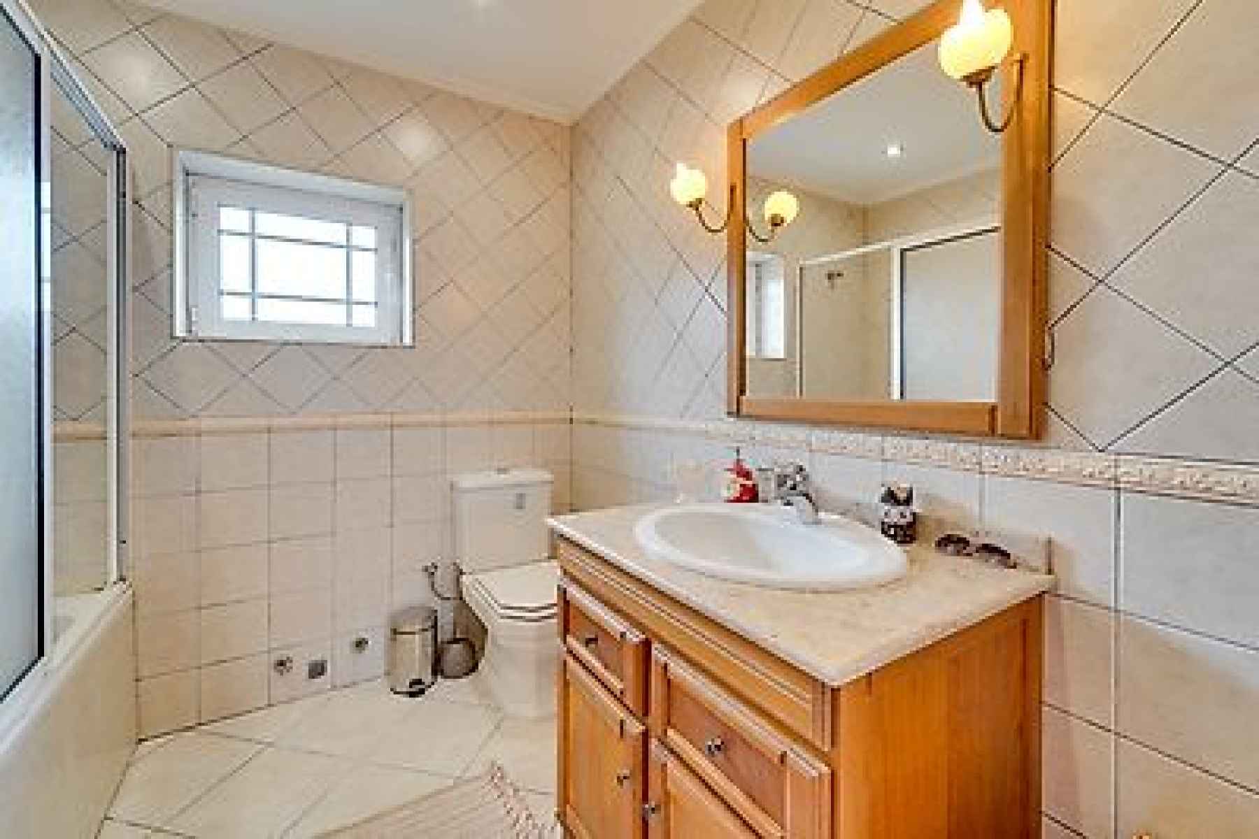 Aveiro, 4 Bedrooms Bedrooms, 0 ,2 BathroomsBathrooms,Villa,For Sale,0,1024