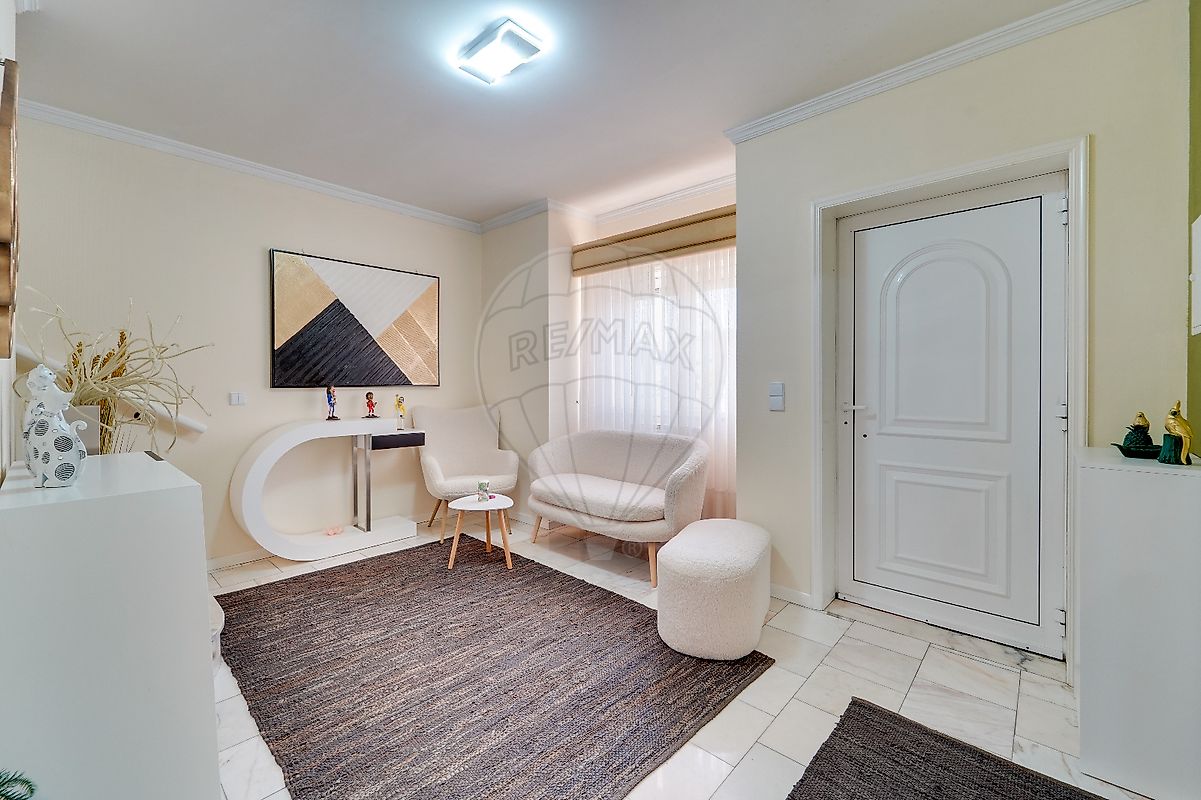 Aveiro, 4 Bedrooms Bedrooms, 0 ,3 BathroomsBathrooms,Villa,For Sale,0,1073