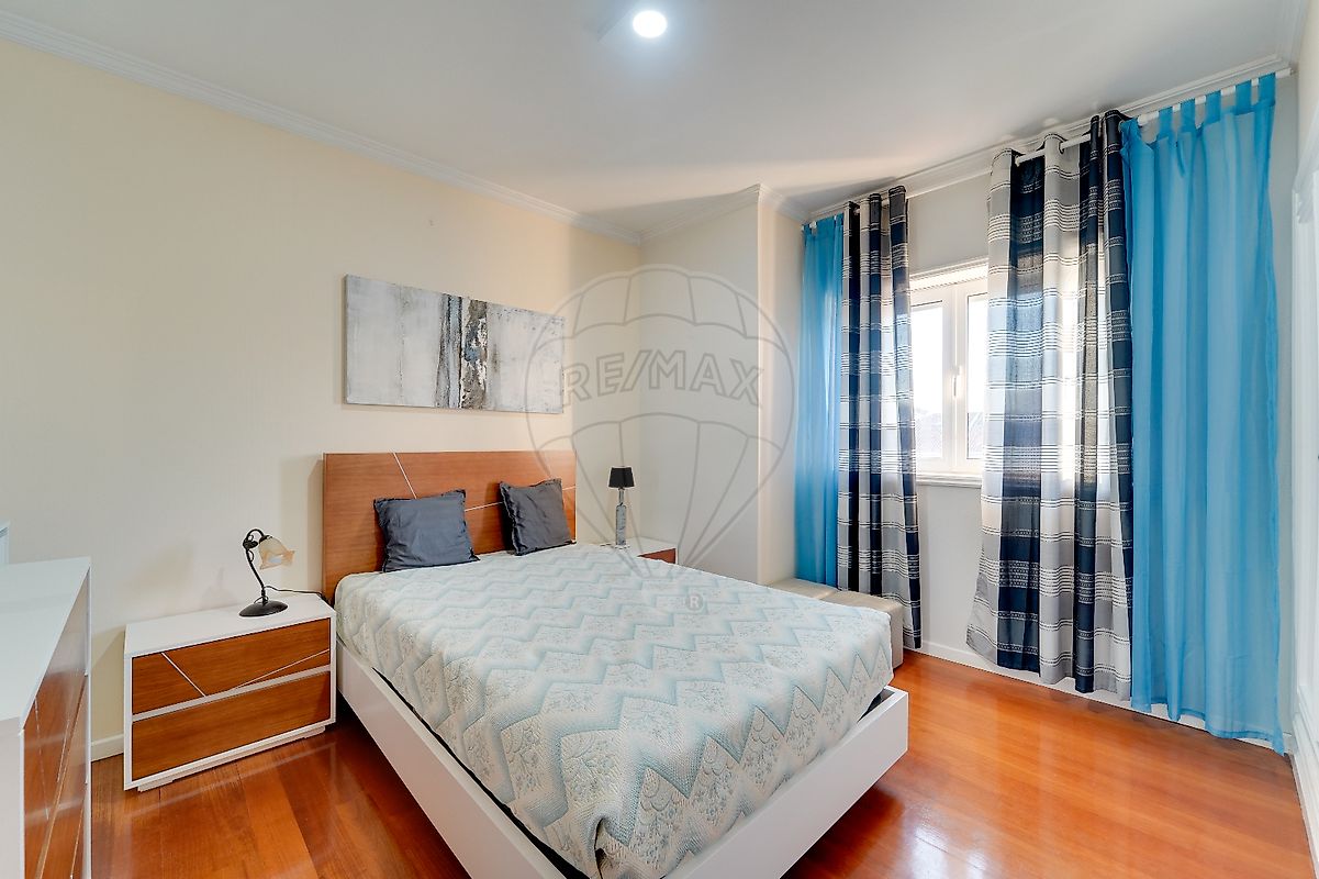 Aveiro, 4 Bedrooms Bedrooms, 0 ,3 BathroomsBathrooms,Villa,For Sale,0,1073