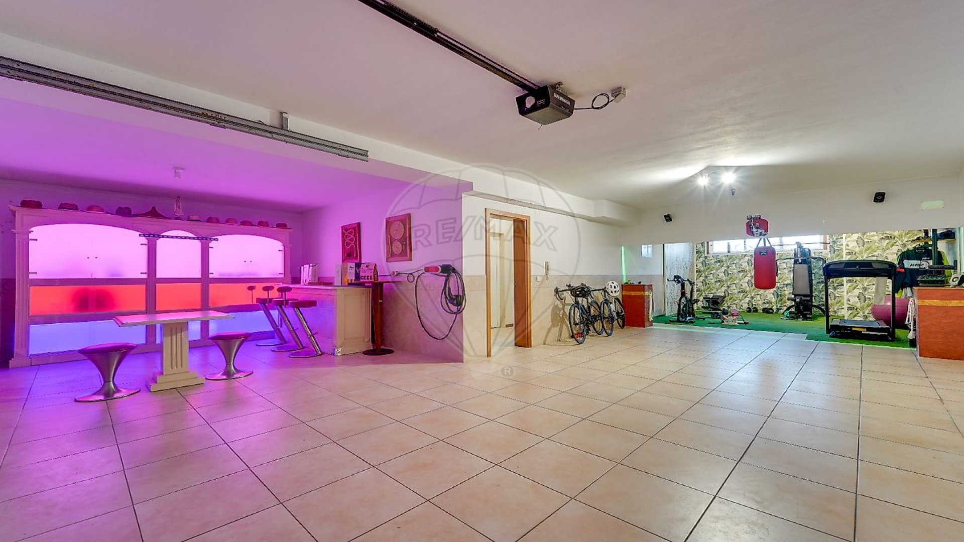 Aveiro, 4 Bedrooms Bedrooms, 0 ,3 BathroomsBathrooms,Villa,For Sale,0,1073