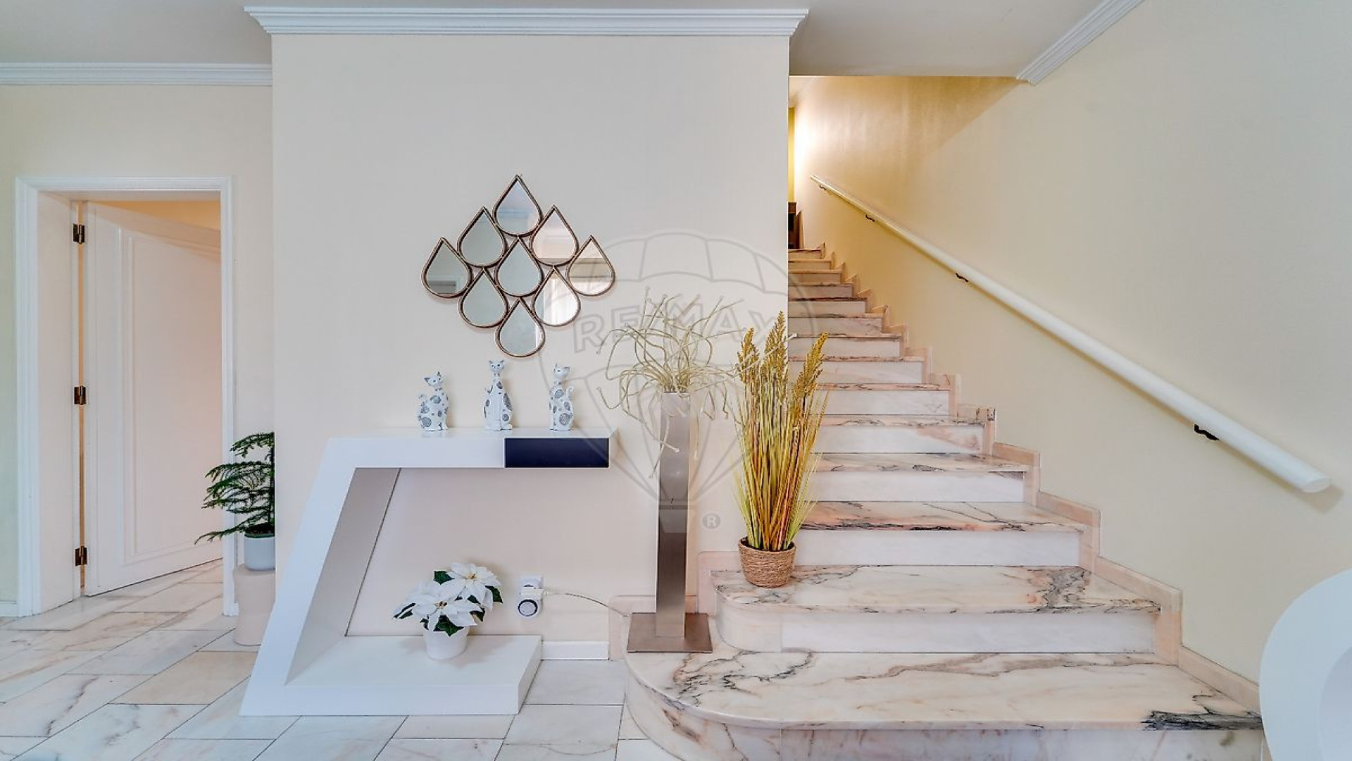 Aveiro, 4 Bedrooms Bedrooms, 0 ,3 BathroomsBathrooms,Villa,For Sale,0,1073