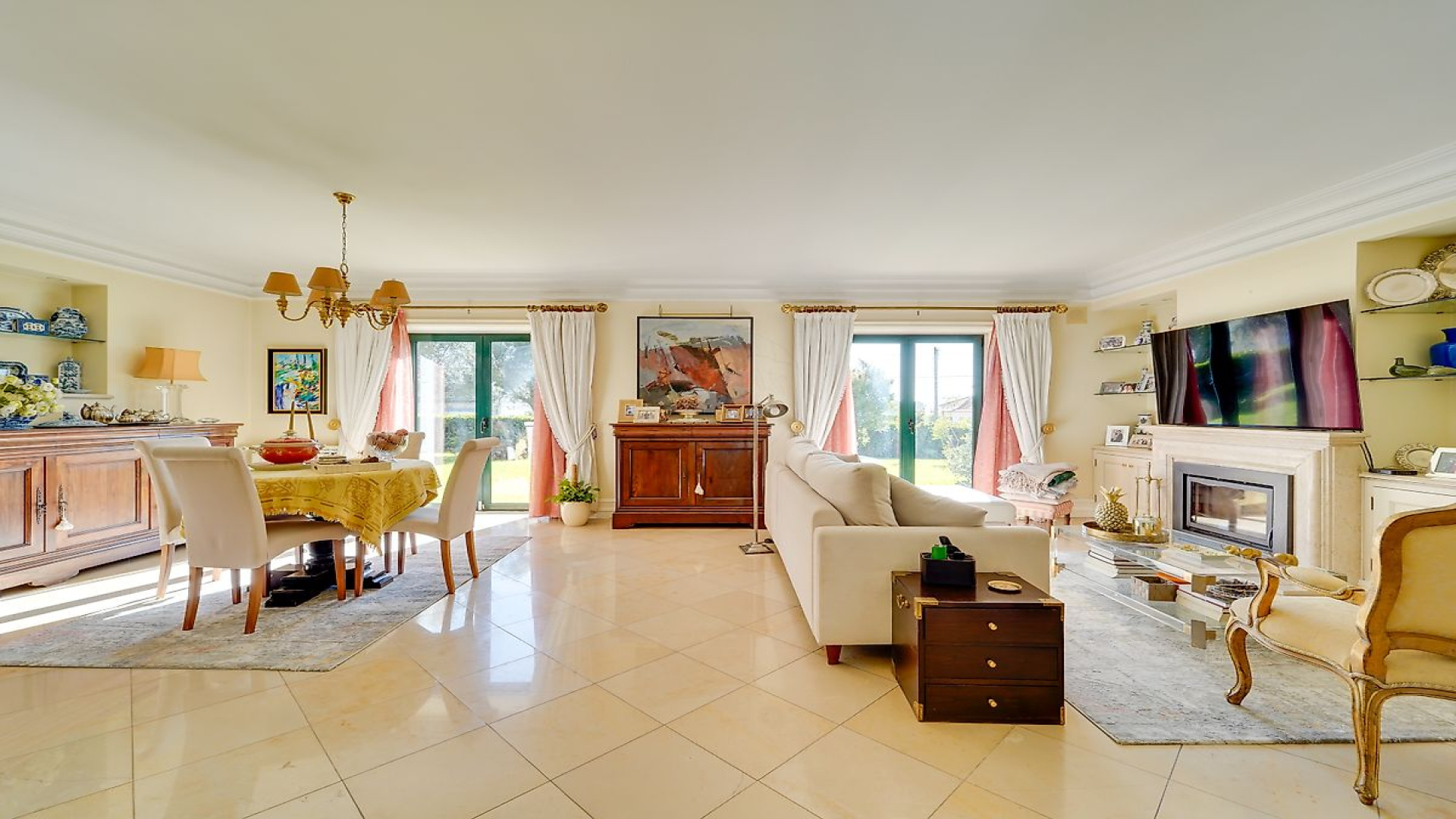 Esgueira - Aveiro, 5 Bedrooms Bedrooms, 0 ,6 BathroomsBathrooms,Villa,For Sale,0,1074